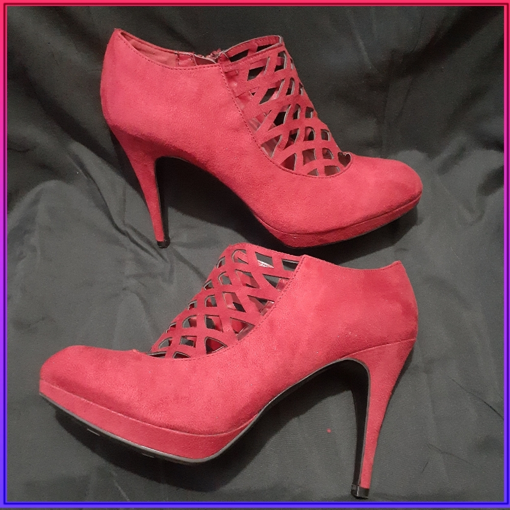 IMPO red heels